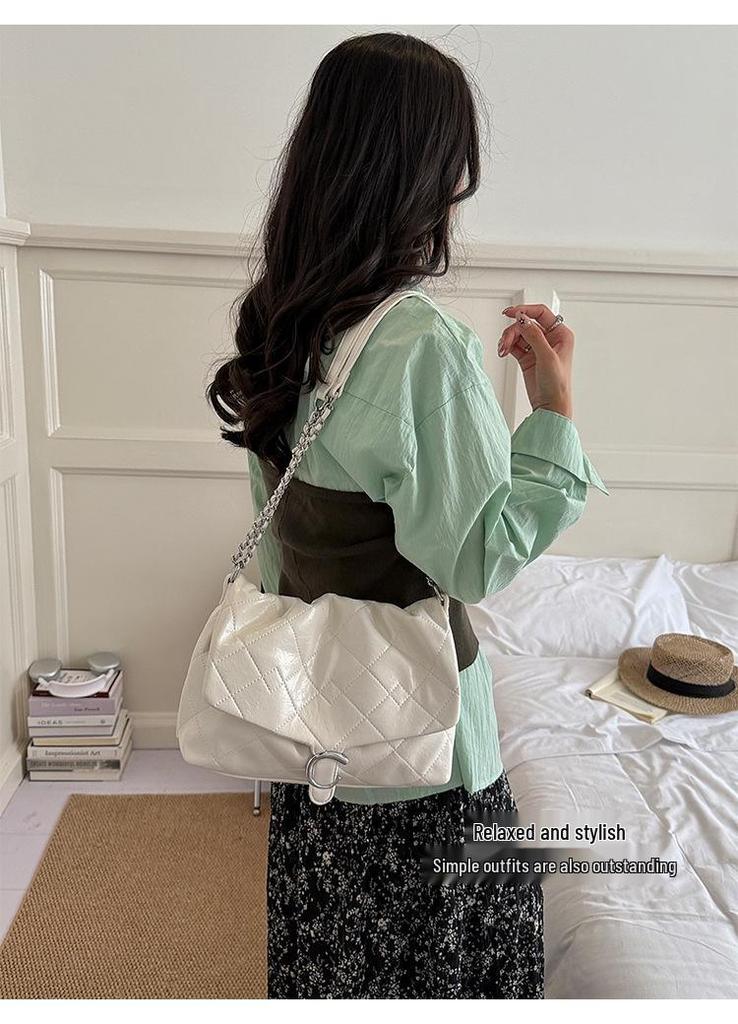 2026 Women's Large-Capacity Cross-Body Chain Tote - Stylish, Casual, and Shiny