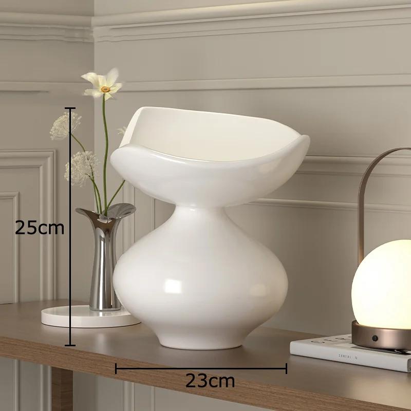 

Creative Abstract Crafts Floral Vase Desk Decoration Flowers Arrangement Artificial Flower Resin Vases Room Aesthetic Decor Gift