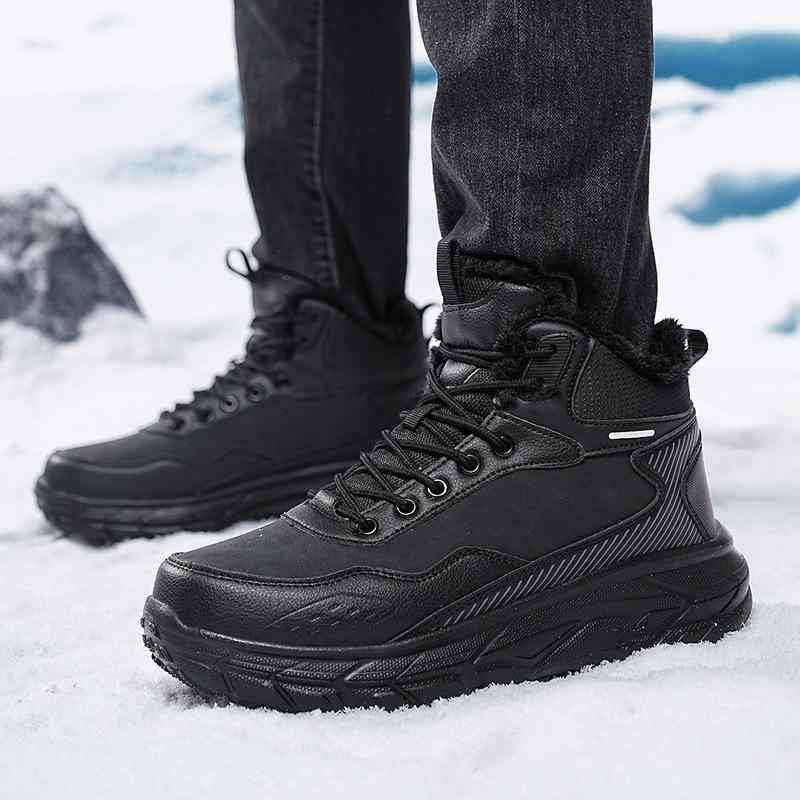 Winter cotton shoes, new thick-soled non-slip and wear-resistant outdoor hiking shoes, piled and thickened warm snow boots