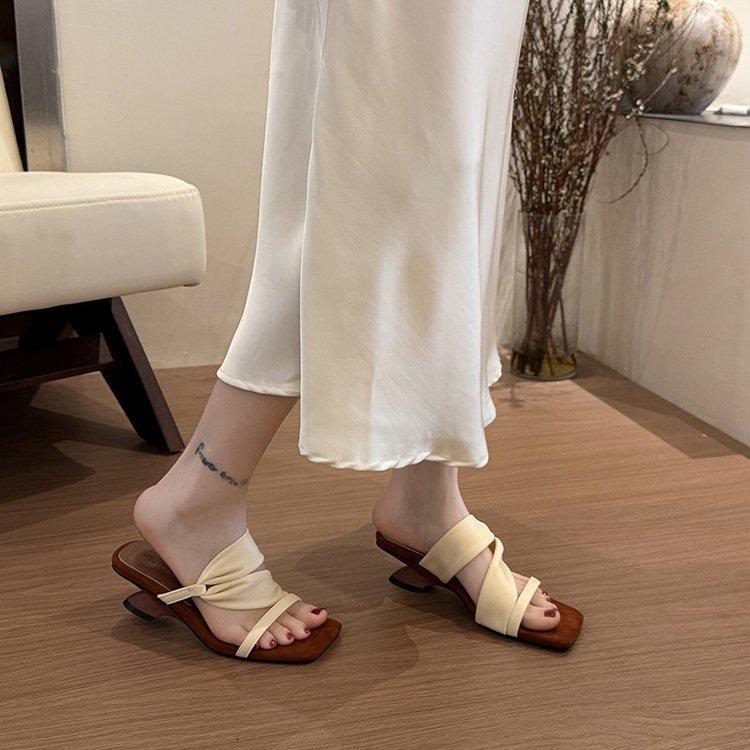 Color Matching Slope Heel Retro Spice Girl Style Slippers~ Square Head Suede One-word Slippers Female Summer and Korean Version Open-toed High-h