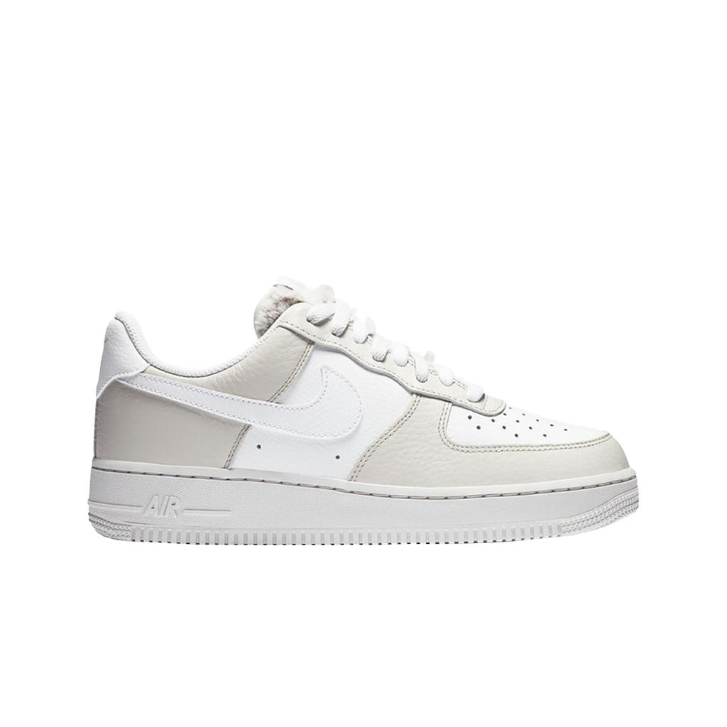 (w) Nike Air Force 1 '07 Light Bone Photon Dust