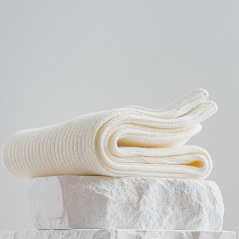 Monfoot Women S Warm Ribbed Long Neck SockS White
