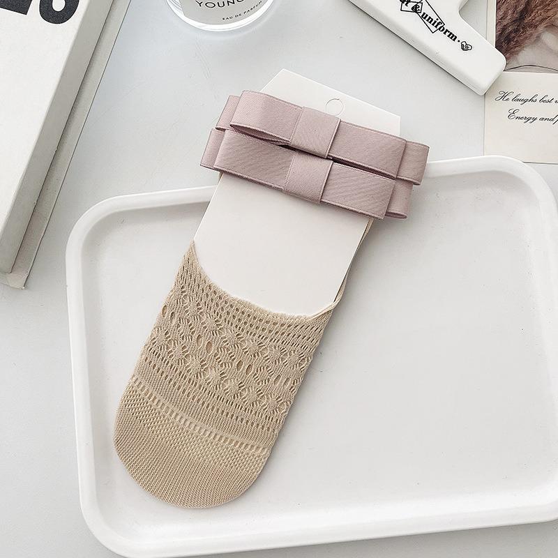 

Женские весенне-летние балетки с бантом, полые, дышащие, с мелким вырезом, не спадают, с невидимыми носками 1 pair телесный