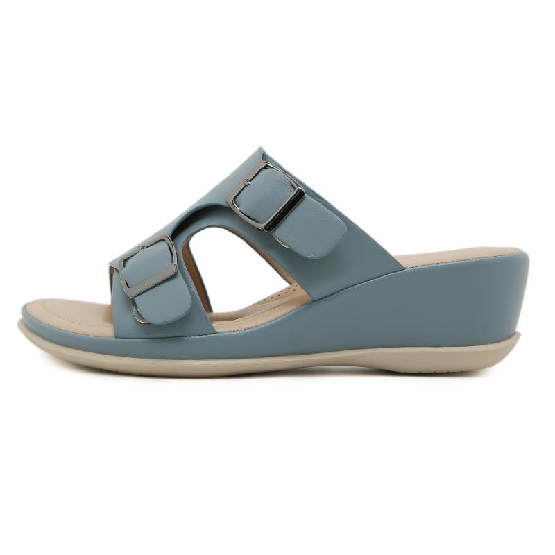 

Fashion Summer 2025 New European And American Light Slippers Casual Simple Wedge Metal Buckle Large Size Women s Sandals Wear Outside 37