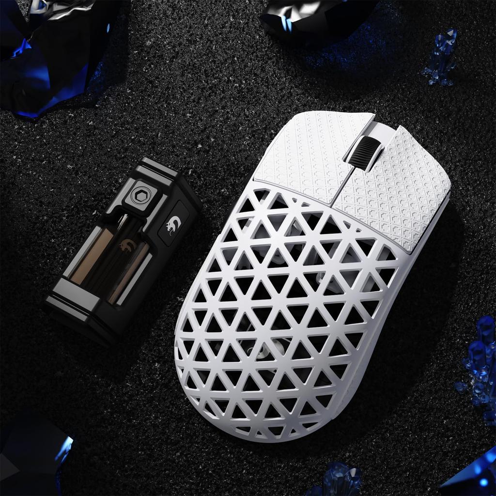 MAMBASNAKE M5 Ultra Carbon Fiber Wireless Gaming Wireless with Grip Tape Mouse, Ultra-Lightweight 39g±3g (PAW3950MAX), 8000Hz, 2.4g/Bluetooth/USB-C,