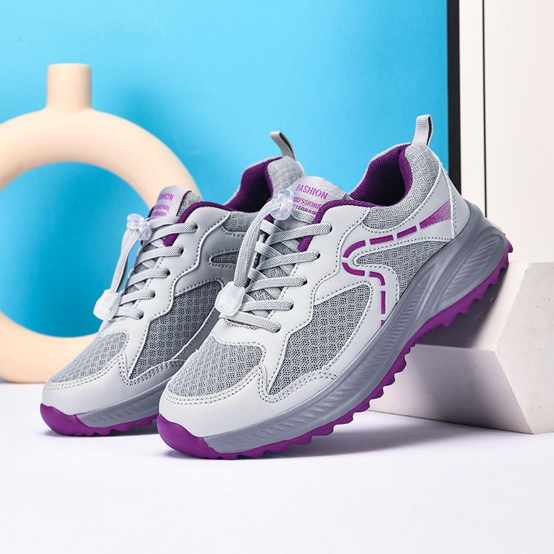 

Women s autumn and winter new leather surface anti-splashing water leisure sports casual shoes soft sole light walking shoes 42