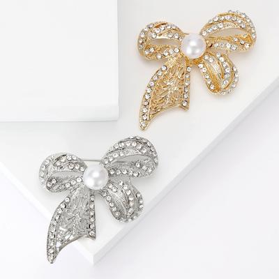 Fashion Vintage Pearl Bow Brooch Premium Niche Ladies Clothing Accessories Brooch Rhinestone Pin