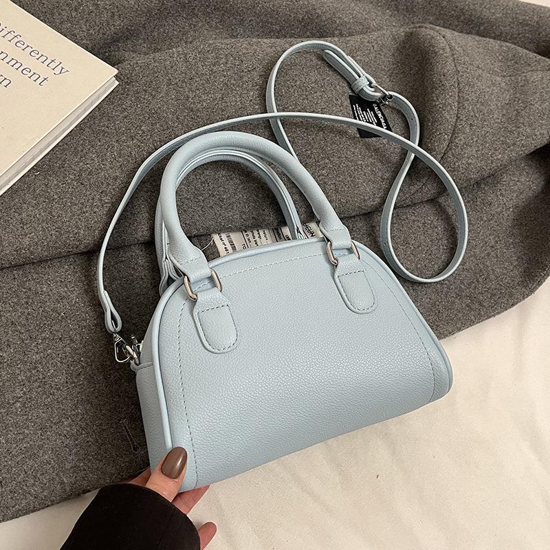 Горячая Распродажа Французская Повседневная Нишевая Однотонная Маленькая Свежая Сумка-тоут Универсальная Сумка-мессенджер Премиум-класса для 通勤 Женская сумка