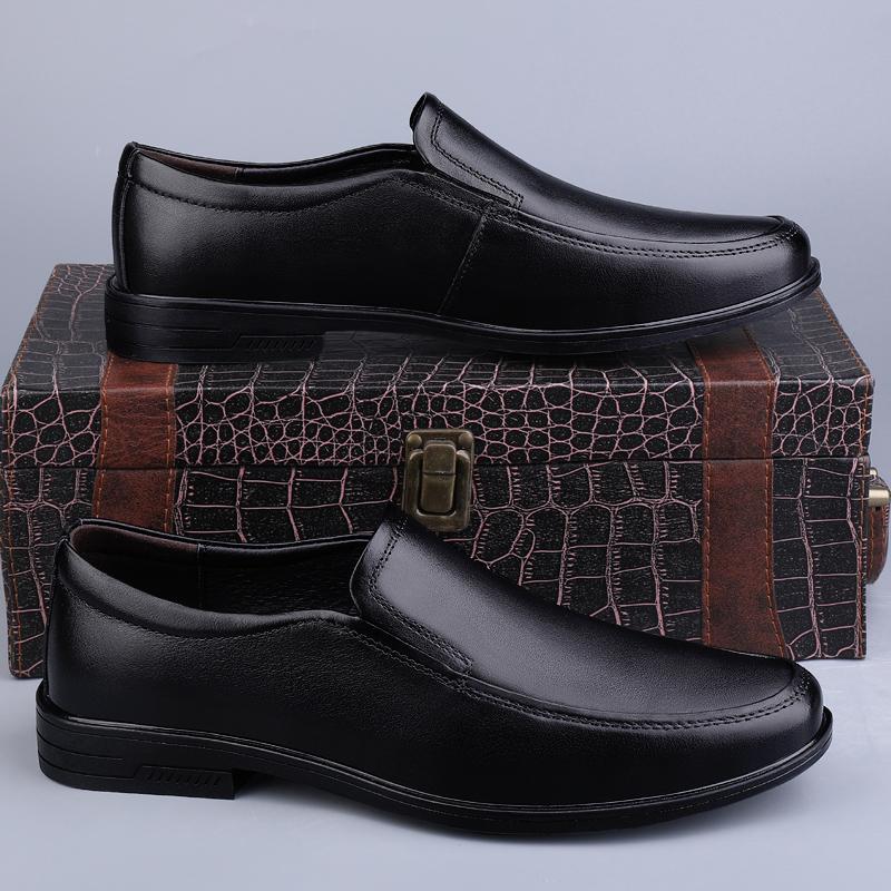 Fashion High Quality Slip-on Flats New Arrival Man Casual Shoes Fashion Genuine Leather Loafers Adults Mens Oxford Shoes Business Shoes