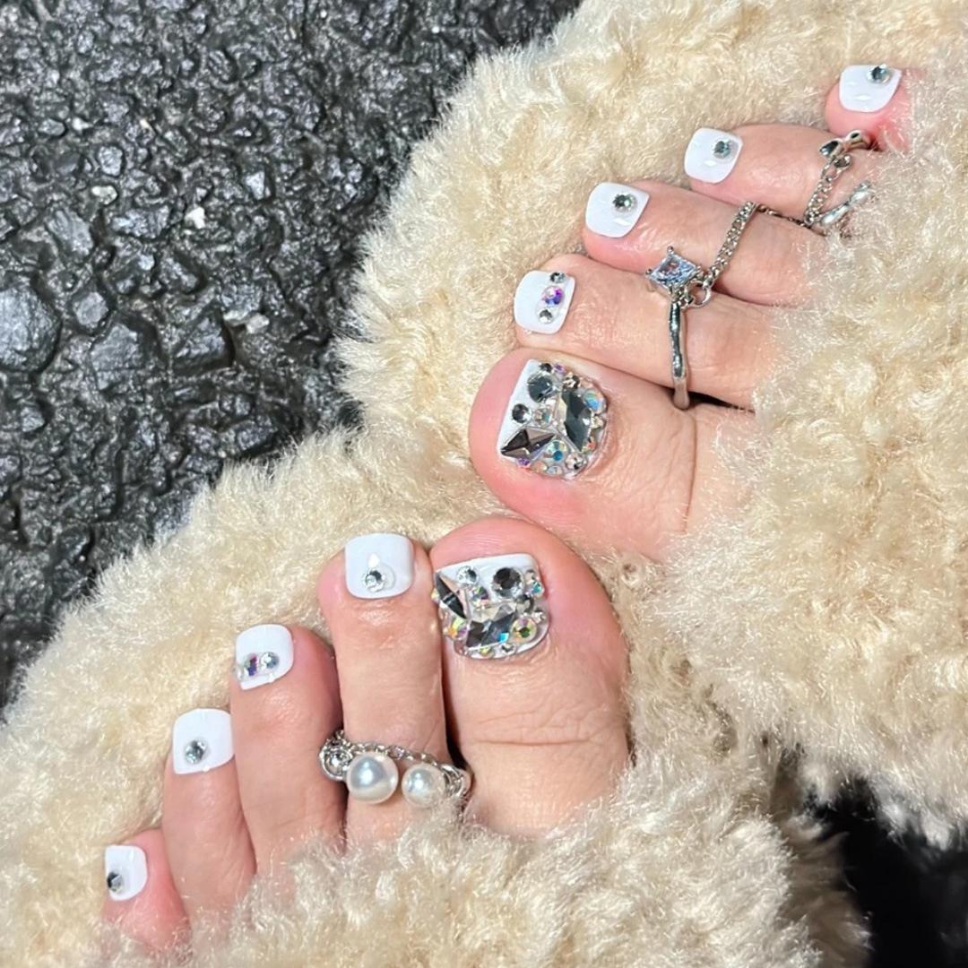 

J51 Diamond Foot Nail Stickers - Sparkling Removable Fake Toenails