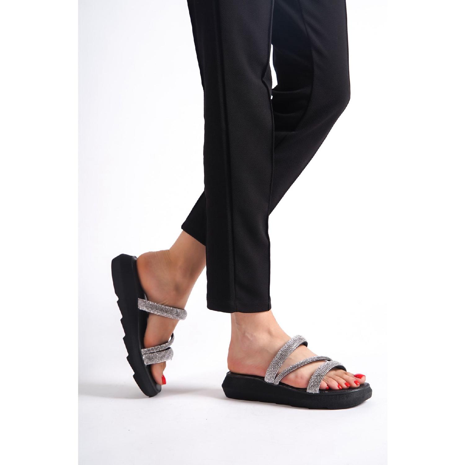 

Женские стильные черные тапочки на плоской подошве с камнем Wsb0494 37 белый