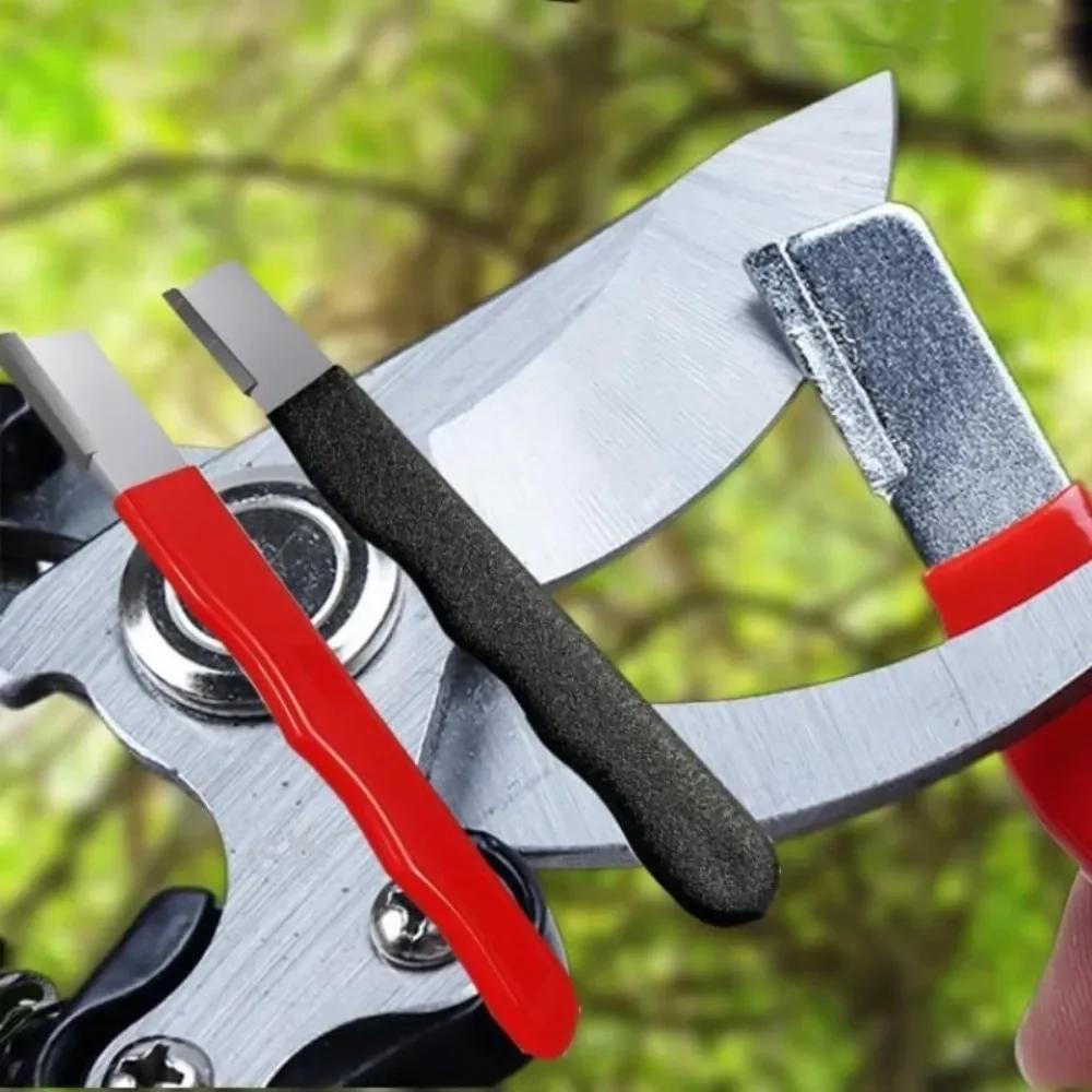 Cuțit de metal pentru tăiere piatră de ascuțit Foarfece de grădină de mână Ascuțitor de foarfece cu capac Mini ascuțitor portabil de cuțite Toci