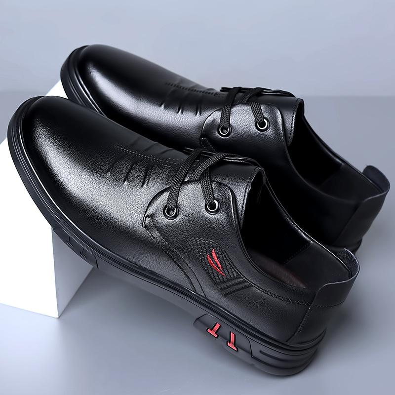 FashionFashion Leather Casual Loafers for Men Spring Autumn Soft-soled Black Men's Driving Shoes New Designer Business Dress Shoes Male