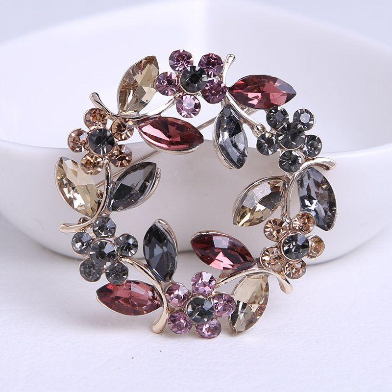 European and American Style Multi-Colored Floral Wreath Brooches, Fashionable Rhinestone Pins, Versatile and Elegant Suit Accessories