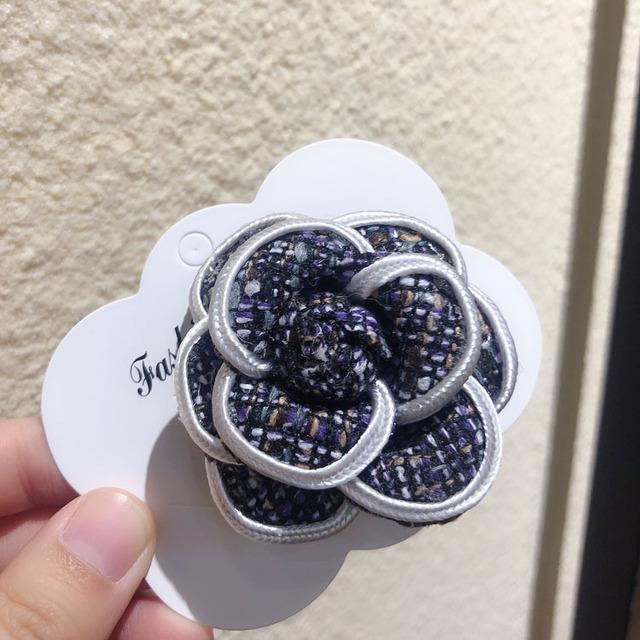 Retro Fabric Camellia Flower Pin Brooch Cloth Art Pearl Long For Women Needle Pin And Brooches Scarf Buckle Jewelry AccessoriesRetro Jewelry