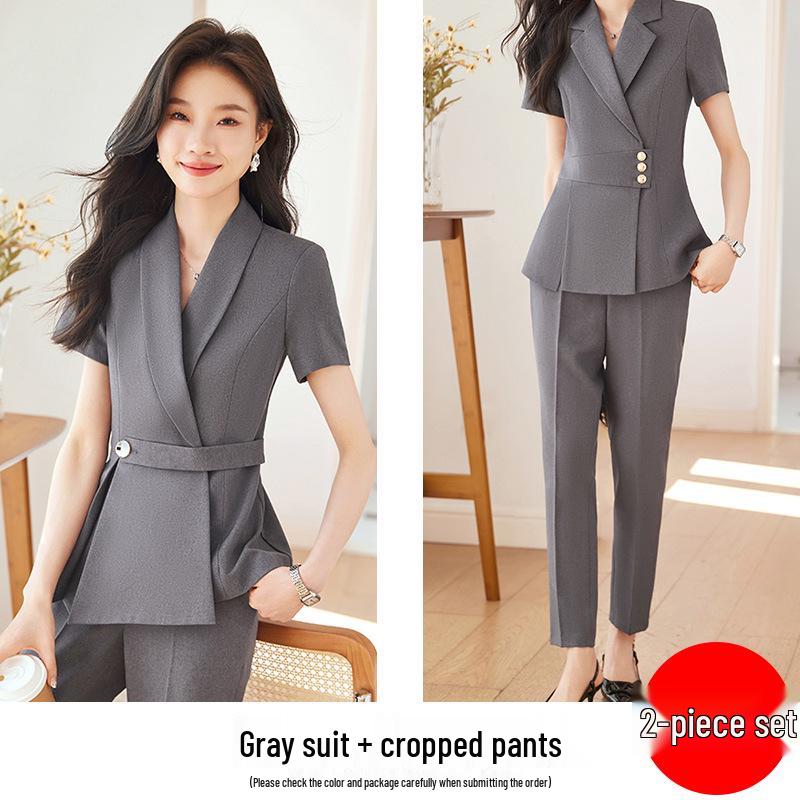 Set Costum Profesional de Vară pentru Femei – Ideal pentru Recepția Hotelului, Magazine de Bijuterii, Saloane de Frumusețe