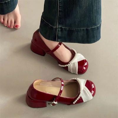 Wunderschöne Perlen Mary Jane High Heels Damen 2025 Herbst neu Ballett Temperament dicker Absatz mit Rock Lederschuhe