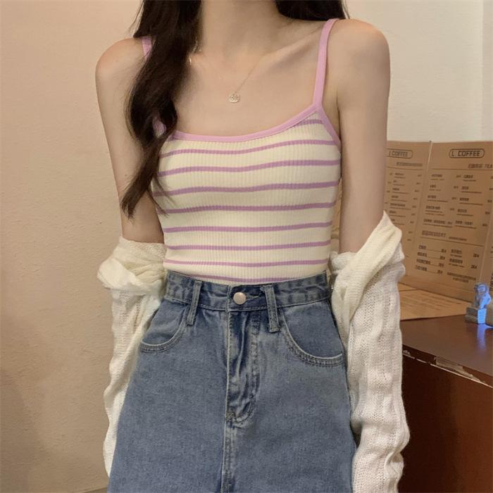

Summer new slim and thin, rainbow stripes, knitted suspenders on the outside, and women on the inside. One size fits all фіолетовий