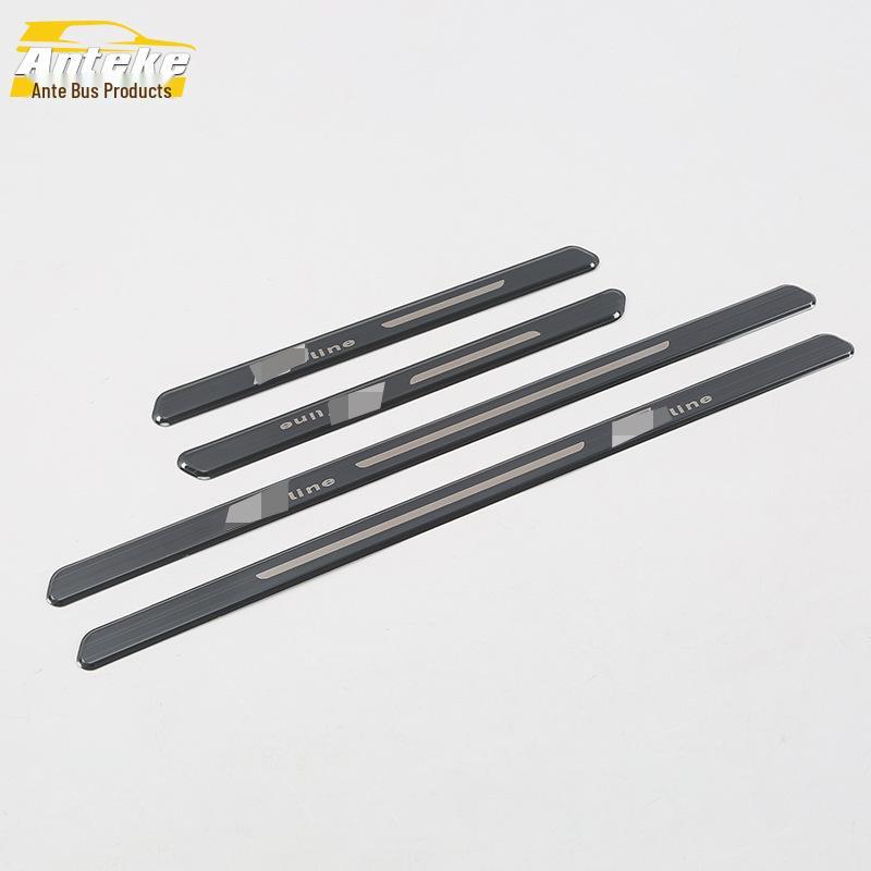 Q5L Door Sill & Trunk Bumper Anti-Scratch Bright Strip Set for 2018 Model
