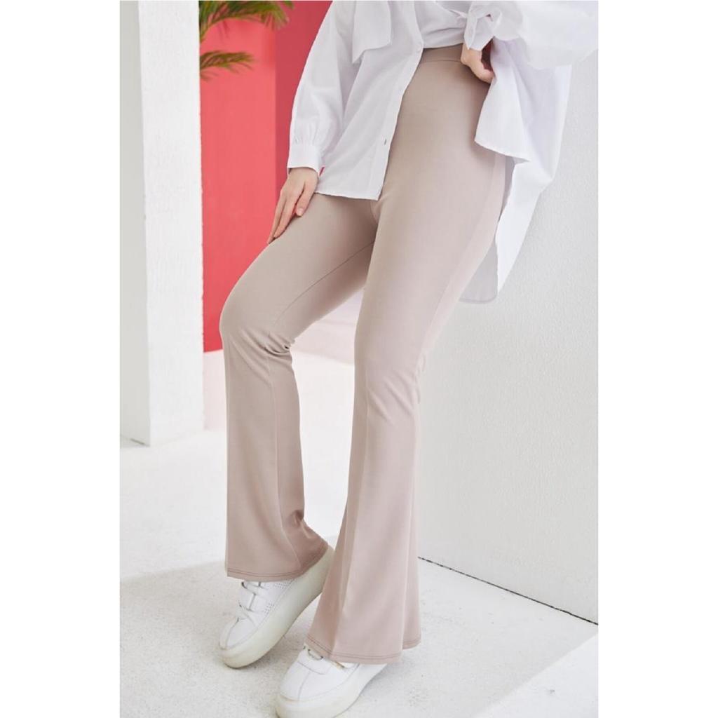 206 Spanish Leg Fabric Trousers
