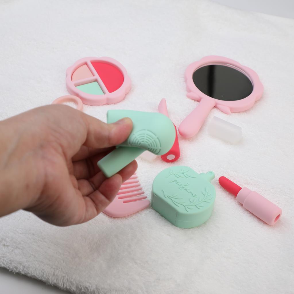 8pcs Girl Makeup Toys Silicone Simulation Cosmetic Toy Set Children Imitate Makeup Tools Edible Grade Silicone Child Girl Makeup