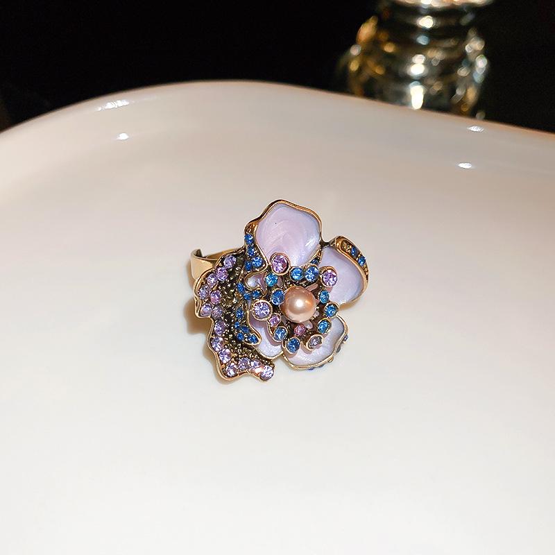 Medieval Diamond Pearl Flower Necklace Earrings Ring Set Court Style Retro Temperament Clavicle Chain French Accessories