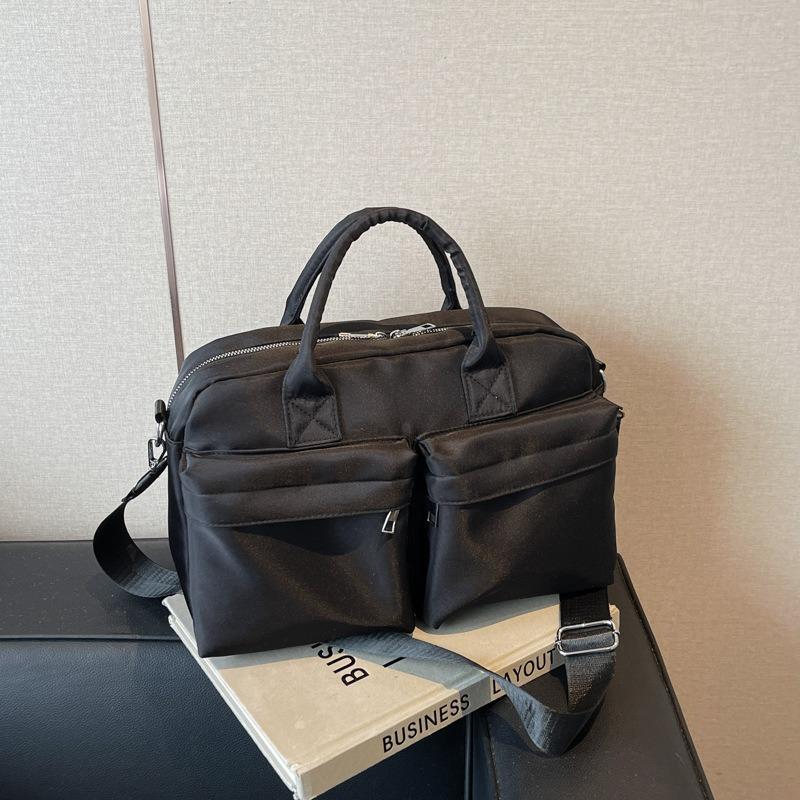 Large-capacity Casual Bag Women's New High-end Shoulder Messenger Handbag Short-distance Travel Bag