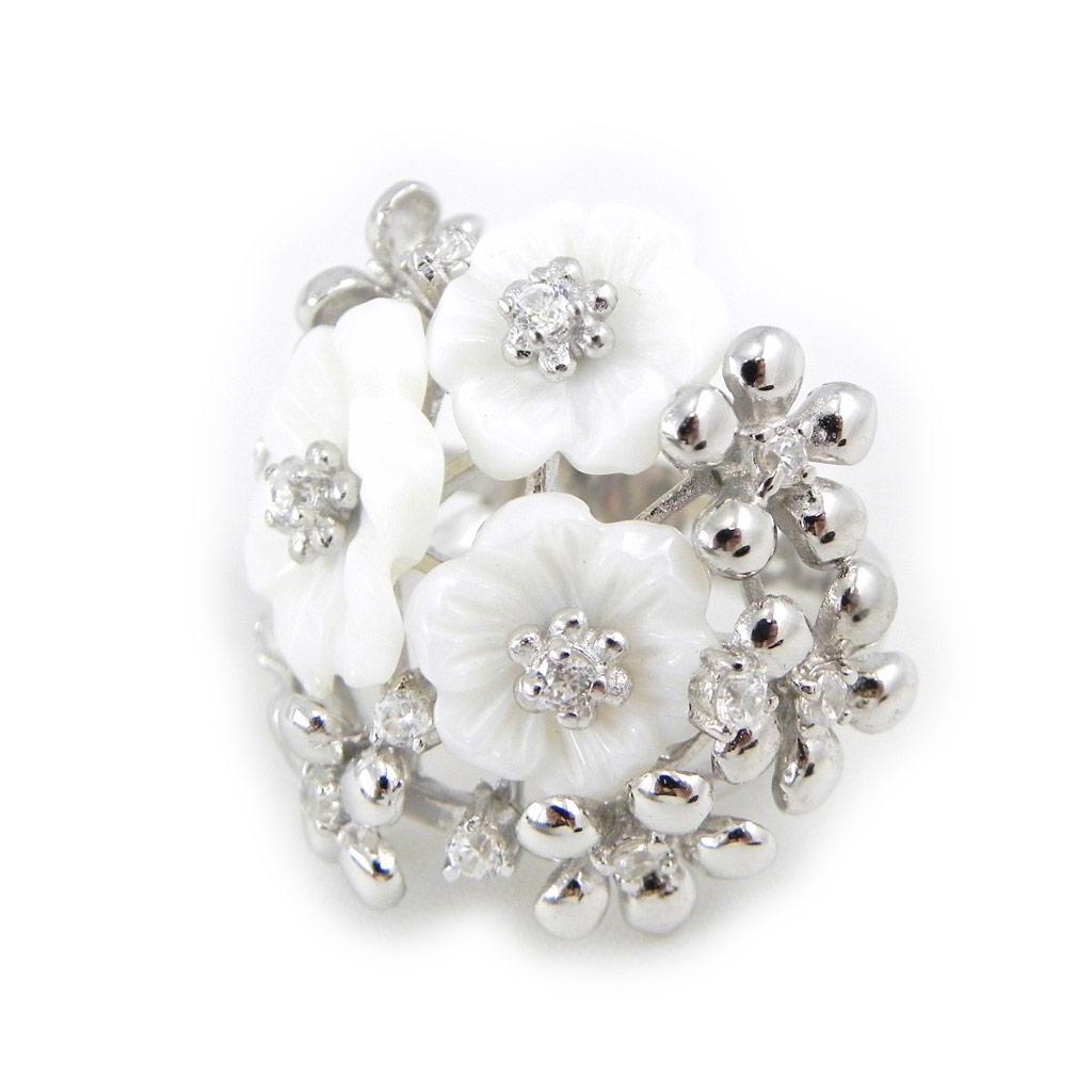 

Серебряное кольцо Bloom белое