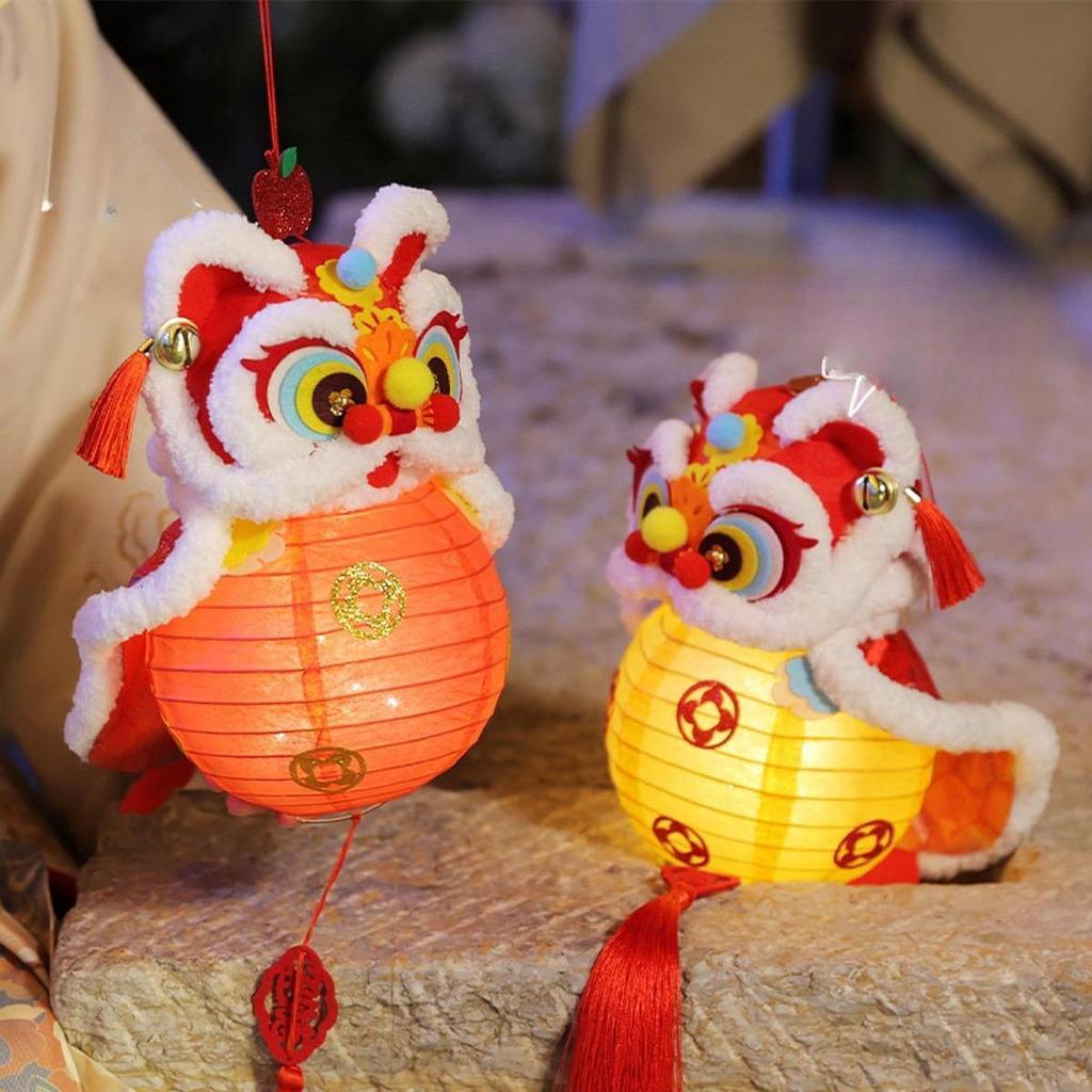 Lion Dance Lantern Indoor Chinese Lanterns for New Year Birthday Anniversary