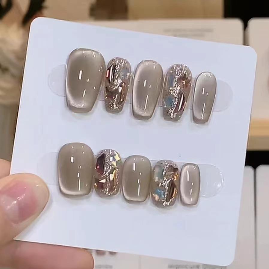 

Чисто ручная работа Фототерапия Носить Ногти Мятная конфета Готовый продукт Многоразовые патчи для нейл-арта large L