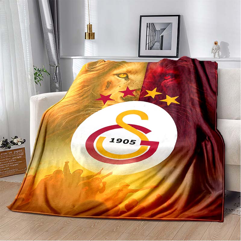 Graffiti Texture Football Club Print Flannel Blanket, Soft Warm Throw Blanket for Sofa Bed Couch Home Decor