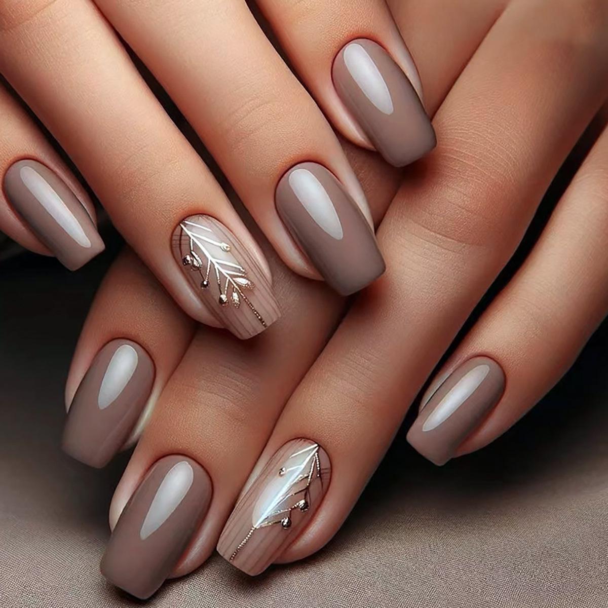 

Medium Square Brown Autumn-Winter Style Whitening Press-on Temperament Nails