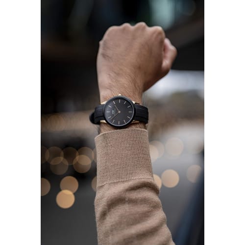 Officially Licensed Daniel Wellington DW Women's Iconic Motion 32mm Watch, Waterproof, Perfect for Sports and Outdoors, Rose Gold and Black, Perfect G