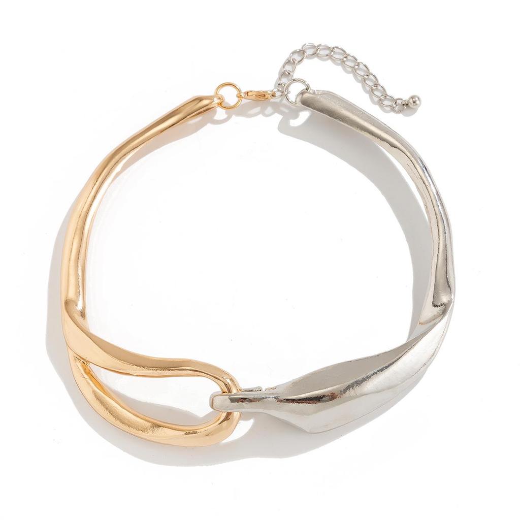 Punkowy Geometryczny Metalowy Choker z Klamrą - Europejski i Amerykański Abstrakcyjny Design dla Kobiet