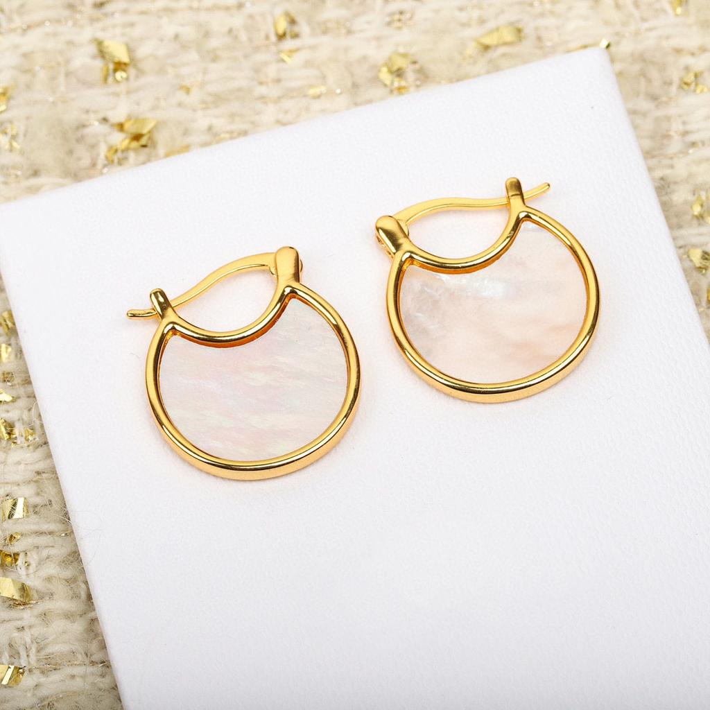2023 New Classic Popular Brand Earrings for Women Fine Quality Shell Eardrop Luxury Jewelry Fashion Designer Women's Ear Stud