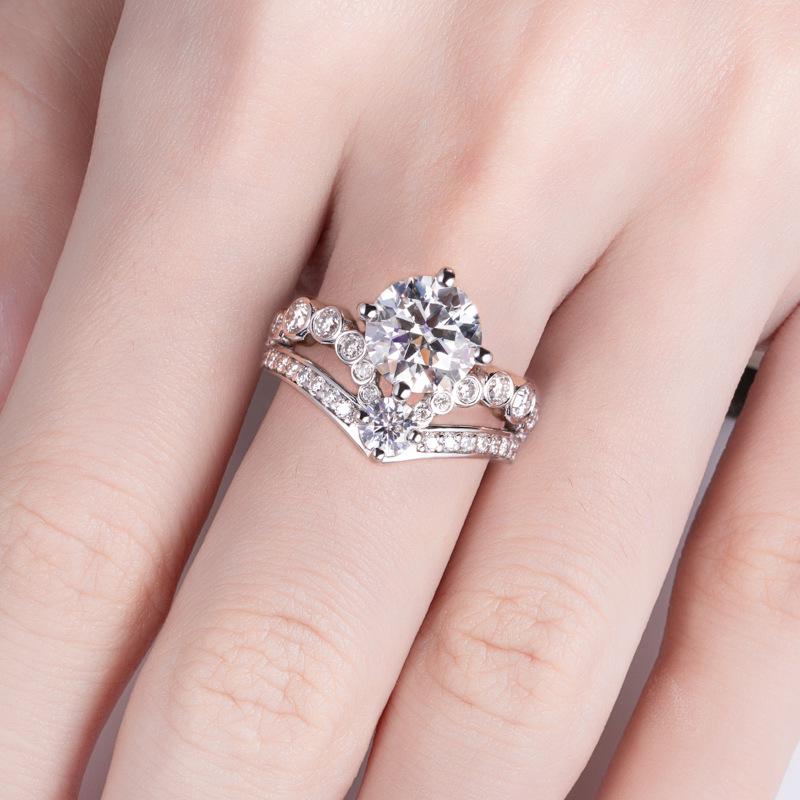 925 Sterling Silver Moissanite Crown Ring Set in 18K Gold - Light Luxury Women's Wedding Stacking Rings