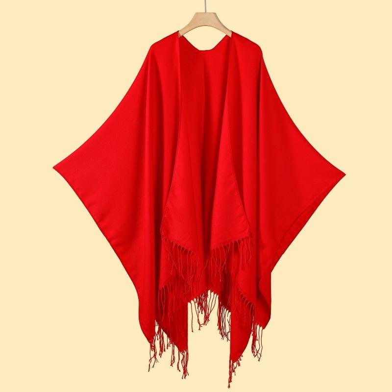Street women's scarves are versatile in autumn and winter, air-conditioned rooms are warm and dual-purpose, monochrome fringed shawl cape