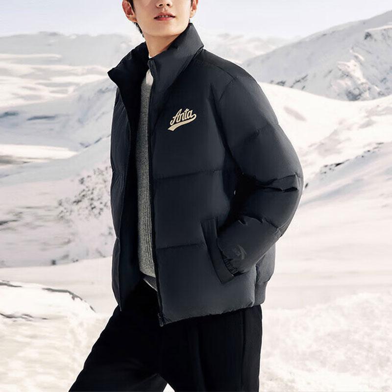 Anta Lifestyle Series Letter Print High Neck Loose Short Water Resistant Snow Shell Down Jacket Men Jacket Basic-Black 152348911-3