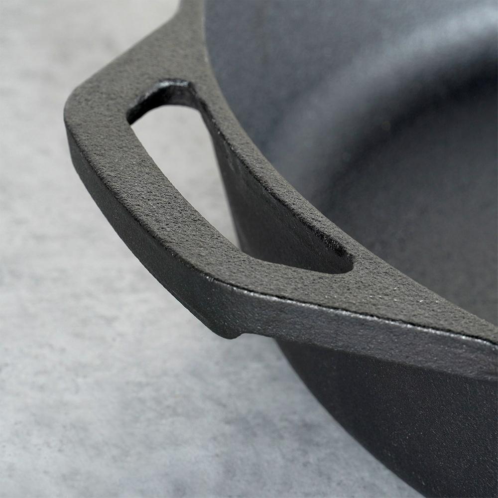 Cast Iron Frying Pan with Silicone Cover CAST LINE 25 Cm