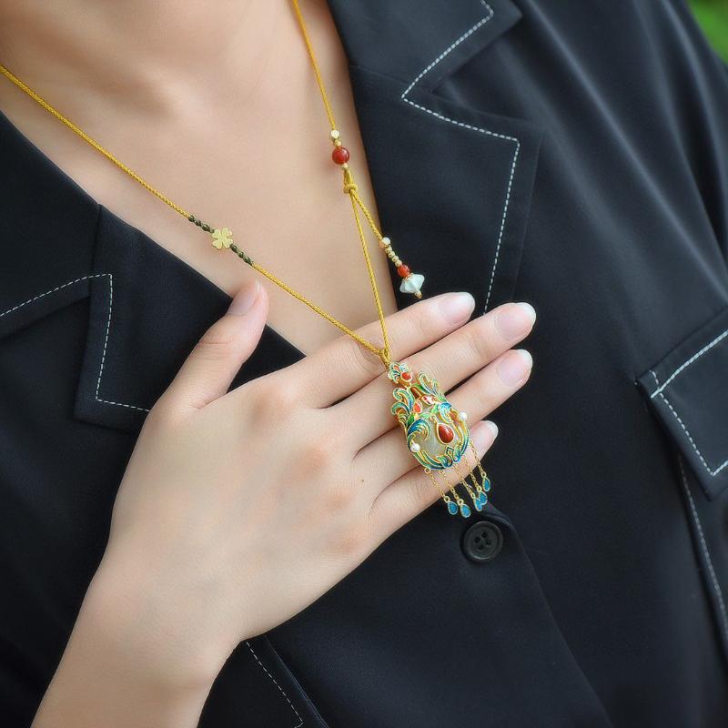Natural Hetian Jade Enamel Tassel Necklace Pendant Luxury Courtly Style Vintage Glamour Chains Wedding Jewelry For Women