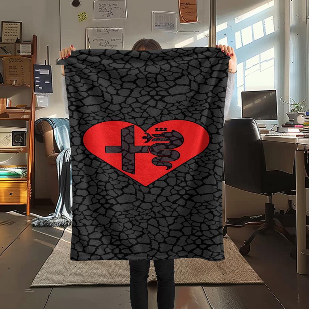 1PC Manta de Franela con Estampado Alpha Romeo, Alta Calidad para Todas las Estaciones, Decoración del Hogar, Calidez y Comodidad, Perfecta para Regalos de Navidad