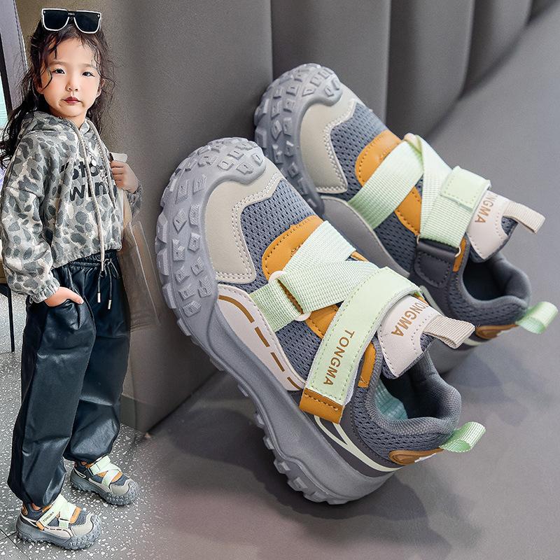 Dívčí módní sportovní boty podzimní dětské běžecké boty měkká podrážka módní cestovní boty