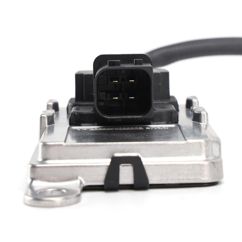 Nox Nitrogen Oxide Sensor For Mercedes-Benz Actros 11-23 A0101531528 5WK97330A