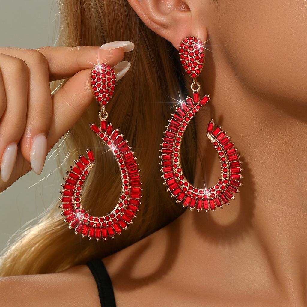 1 Pair of Classic Red Trendy Geometric Earrings Suitable for Girls' Photo Shoots, Parties, Dinners, Parties, Dates, Earrings
