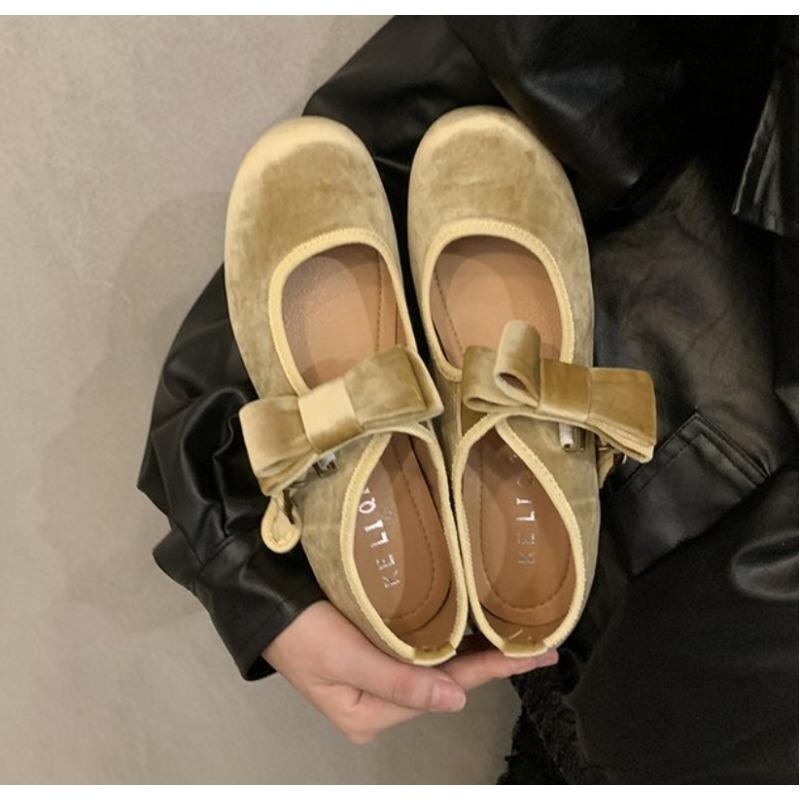 Retro Flats Suede Shoes for Women Casual Spring Belt Buckle Strap Women s Flats Solid Round Toe Shallow Soft Bottom Ladies Shoes 35 2675₽