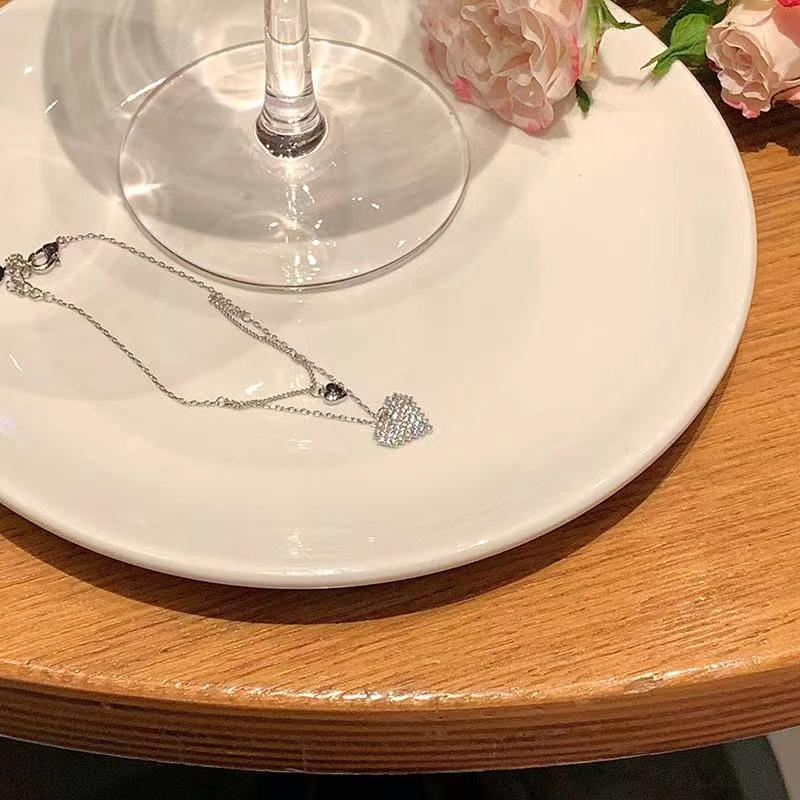 2024 Double Layer Heart Bracelet: Women's Niche Design, Light Luxury, Versatile, High-End, Best Friend Accessory