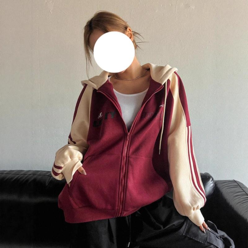 Herbst- und Wintermode: Retro-Stil Patchwork, kontrastierendes, locker sitzendes Kapuzensweatshirt