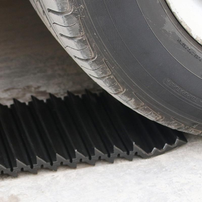 Emergency Tractions Aid Strong ABS Construction Emergency Snow Mud Sand Escape for Car Tires In Snow Ice Mud Scenarios