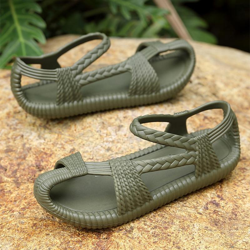 Men Summer Sandals Platform Shoes Soft EVA Light Weight Slip-on Style Boys Girls Street Beach Sandalias Couples Casual Flat Shoe