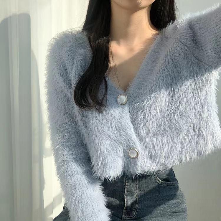 Women's V-neck Knitted Cardigan Sweater for Spring Slim Fit and Slimming Long Sleeved Top Knitted Jacket
